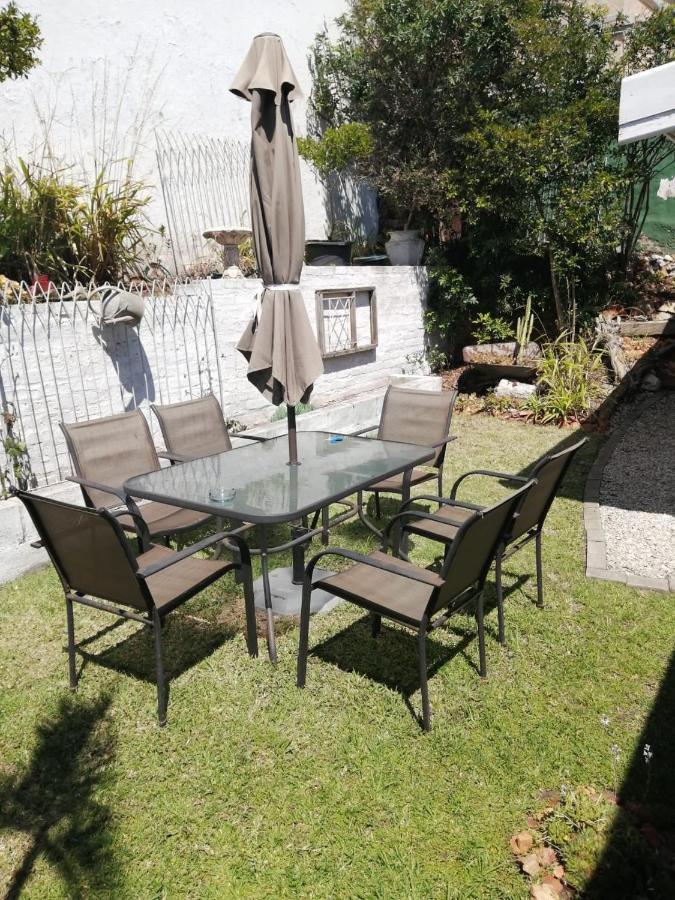 36 Mount Road Guesthouse And Self Catering Port Elizabeth Zewnętrze zdjęcie